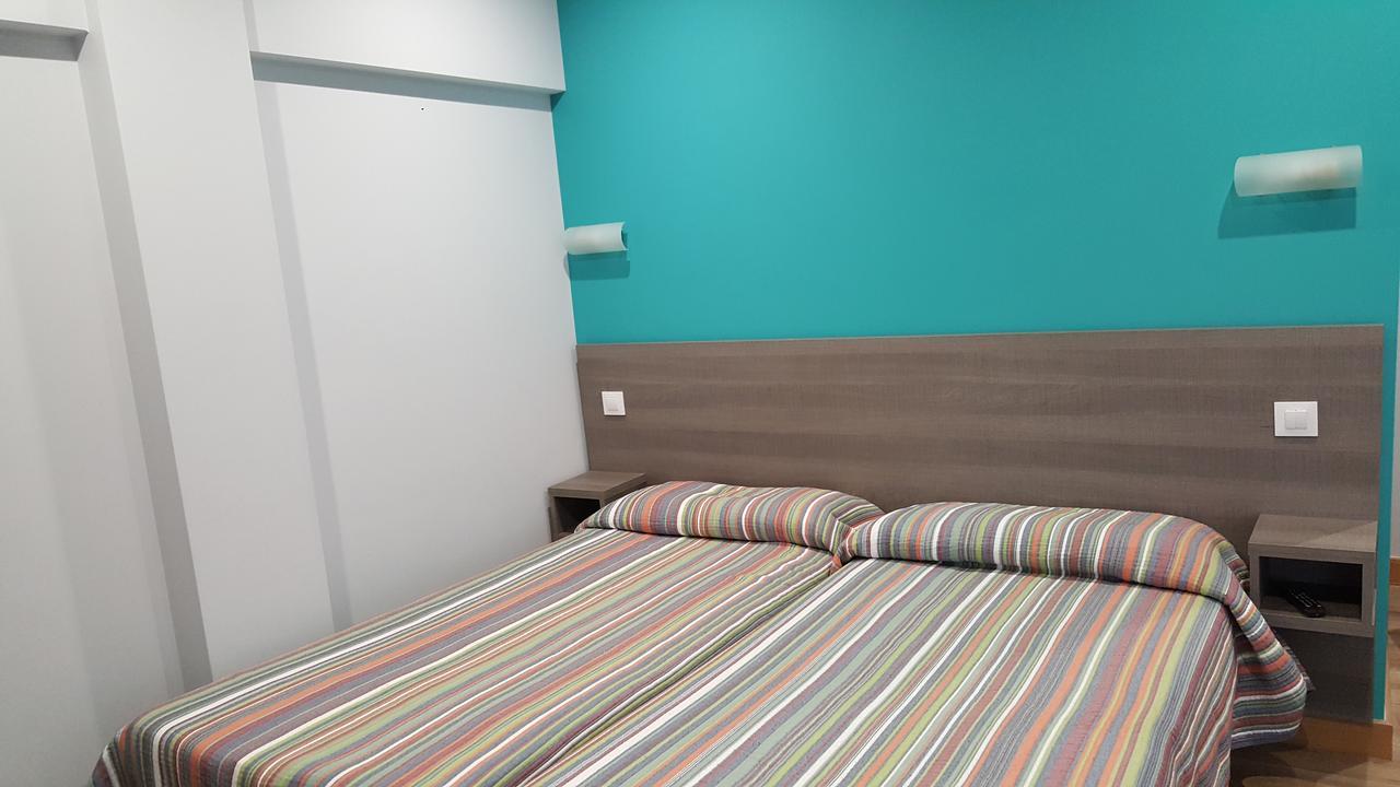 Hostal Rosi Laredo Extérieur photo