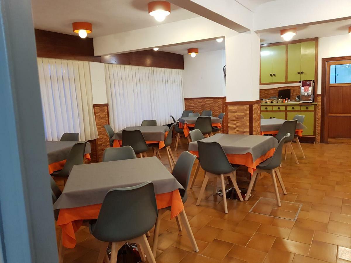 Hostal Rosi Laredo Extérieur photo